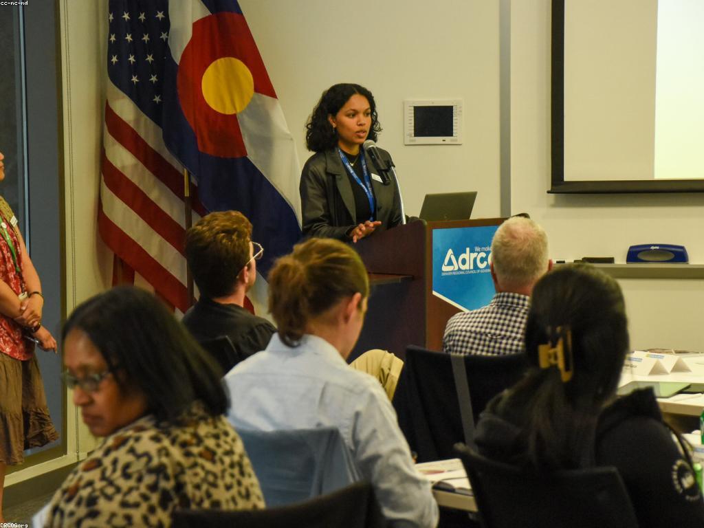 ពិនិត្យអាយុស្លុត: ការវិភាគនិងអត្ថន័យ